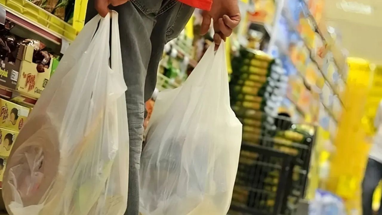 Usulsüz plastik poşete ağır yaptırım Cezalar metrekare üzerinden hesaplanacak