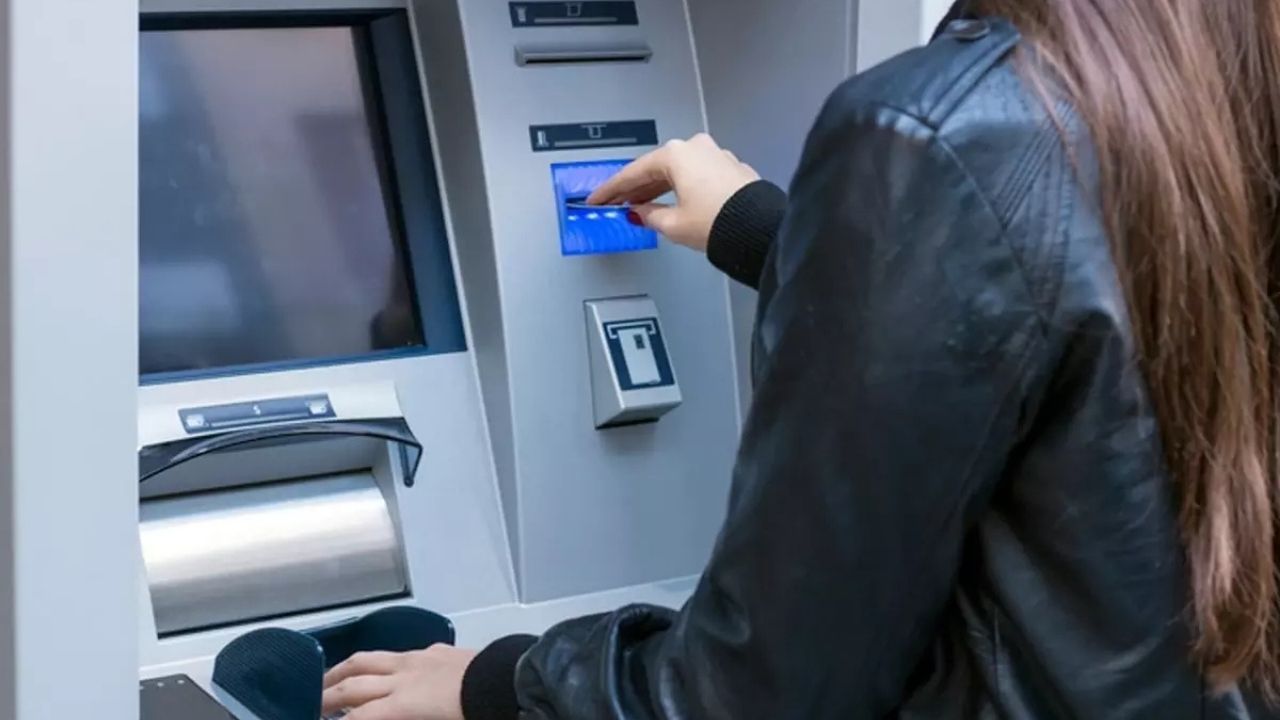 Yeni yılın ilk gününde bankacılıkta önemli değişiklik ATM işlemlerinde uyarı geliyor